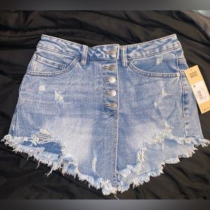 Madden girl Super high rise jean shorts